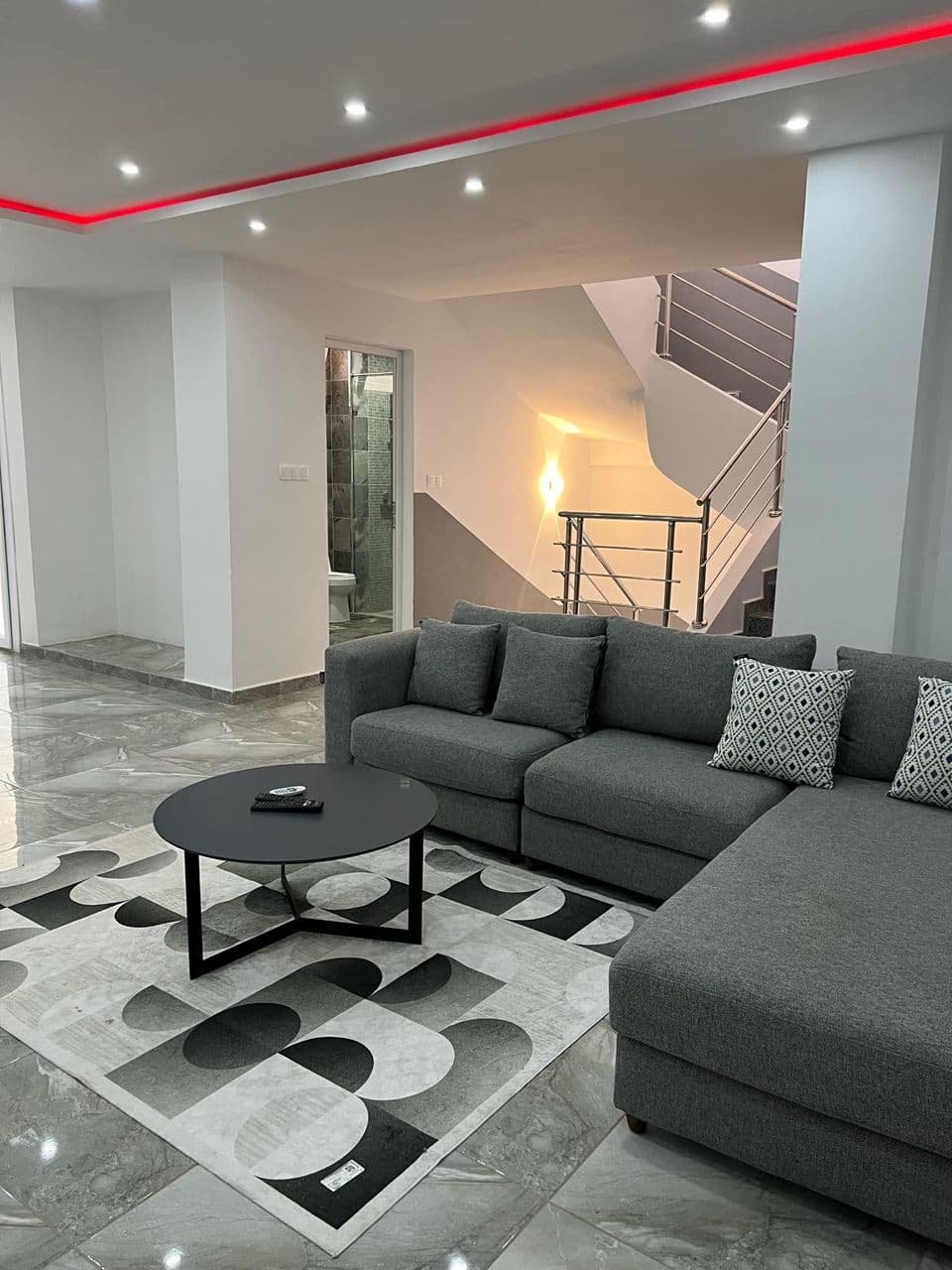 Duplex   5  PAX - View 1