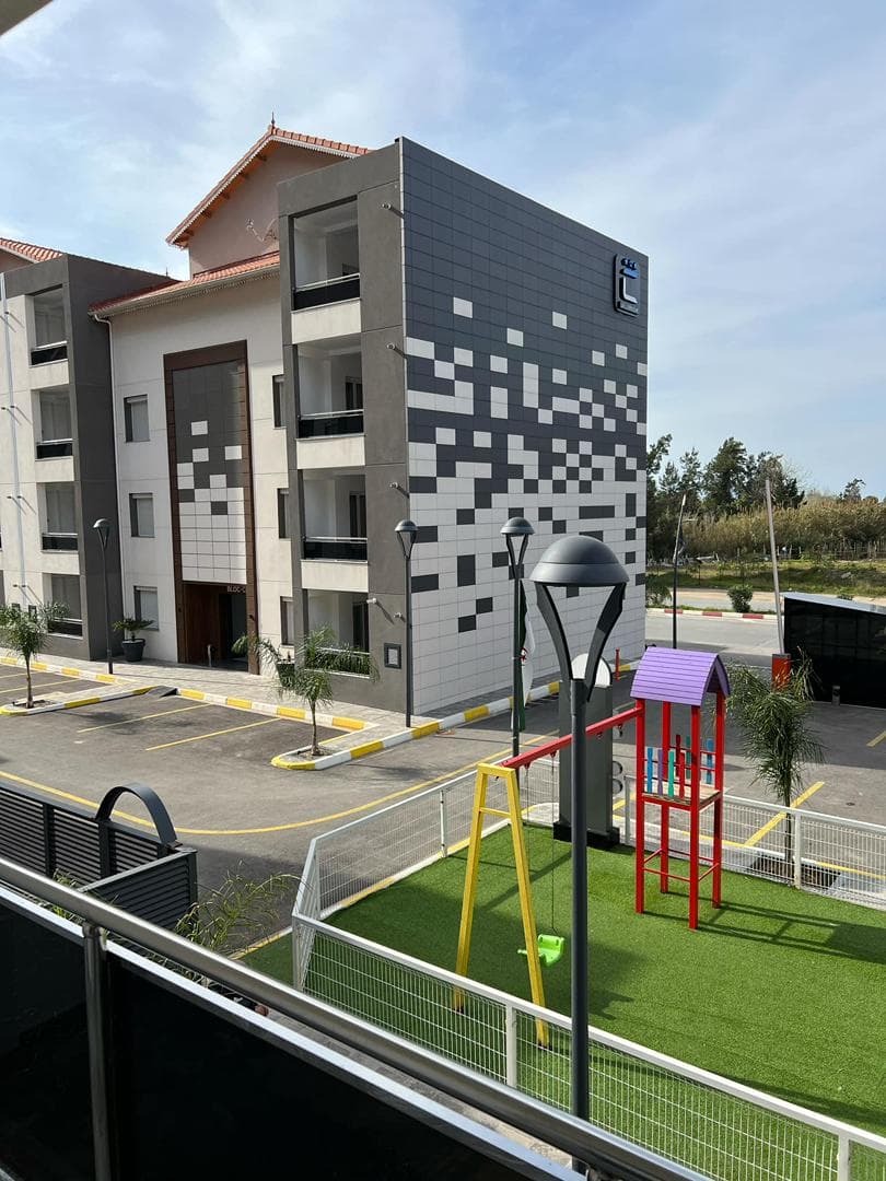 Duplex   5  PAX - View 5